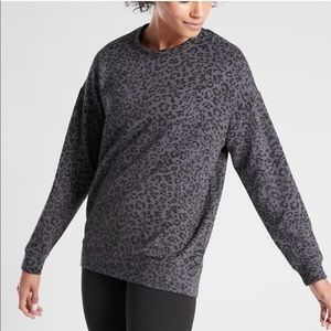 Athleta Pure Luxe Sweatshirt leopard S